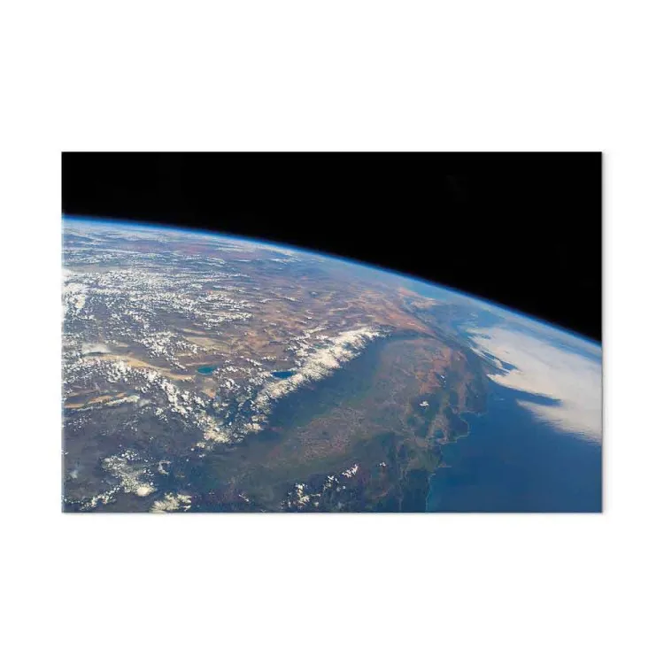 Vista satelital del continente y océano - foto de Tierra desde espacio