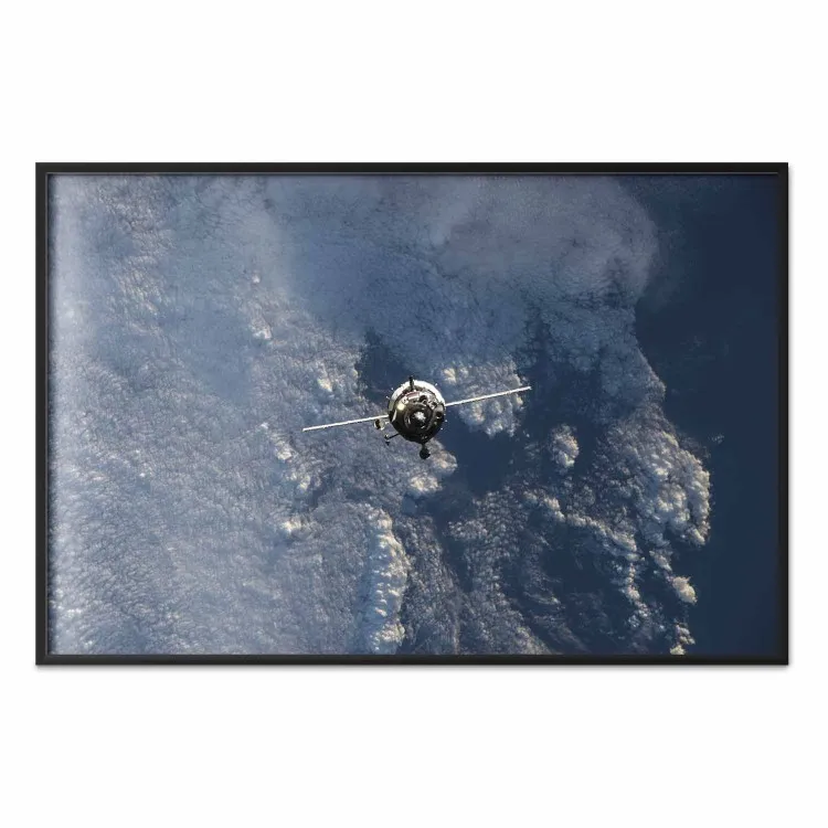 Planeta azul - satélite cósmico sobre la Tierra con cielo y nubes