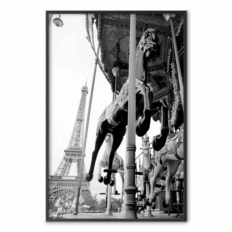 París giratorio: paisaje de carrusel gris con caballo
